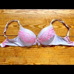 Victoria secrets bra